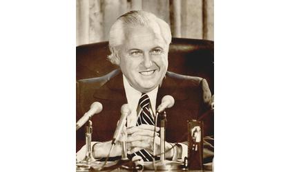 Former Governor Hall Dies At 85