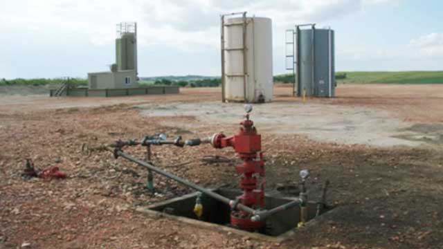Oklahoma regulators close wells, reduce volumes after quake
