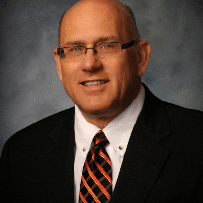 Dr. Pennington to resign as Superintendent