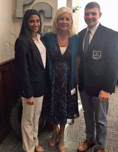 Superintendent meets with DECA students
