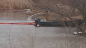 Oil spills into pond near central Oklahoma neighborhood