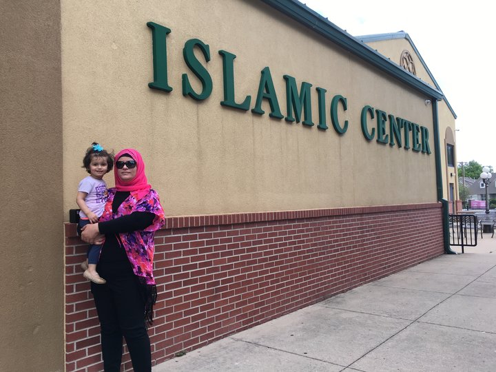 Oklahoma Muslim woman says rights violated over headscarf