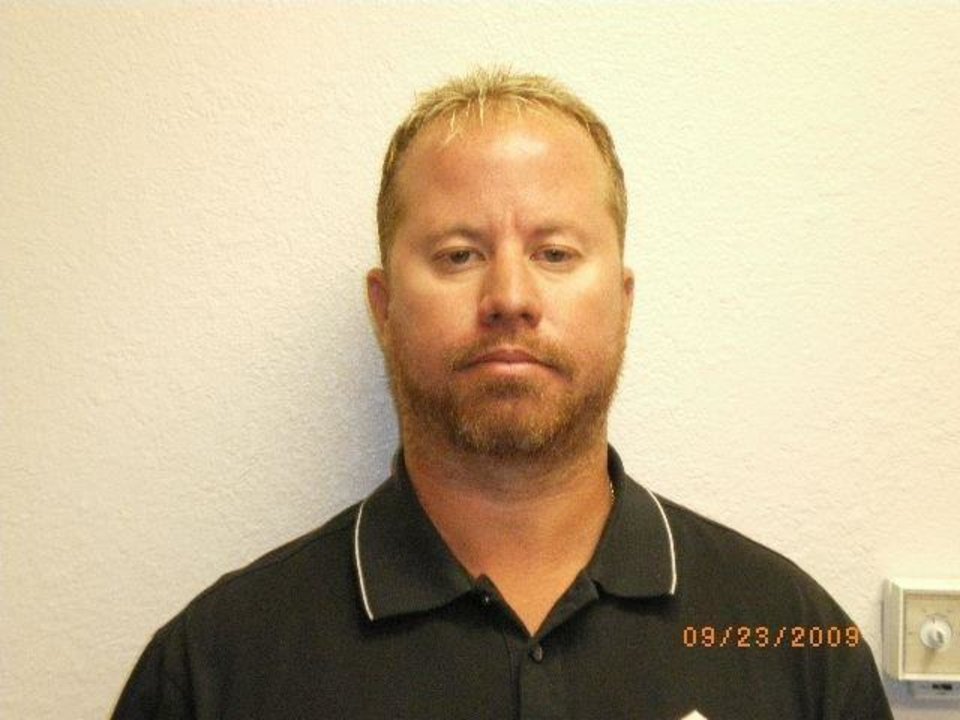 Oklahoma home builder sentenced to three years in theft case