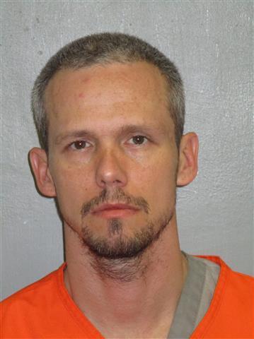 Agents looking for missing inmate