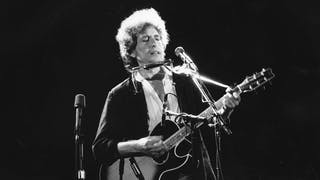How does it f-e-e-e-e-l? Bob Dylan museum opening in Tulsa