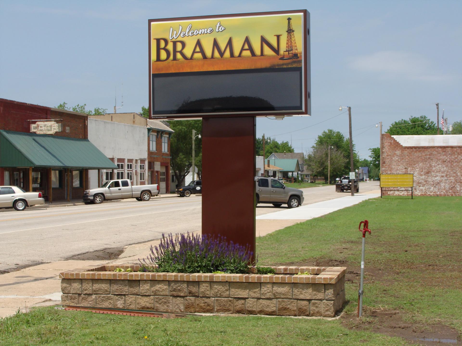AUDIT UNCOVERS SUSPECTED EMBEZZLEMENT IN TOWN OF BRAMAN